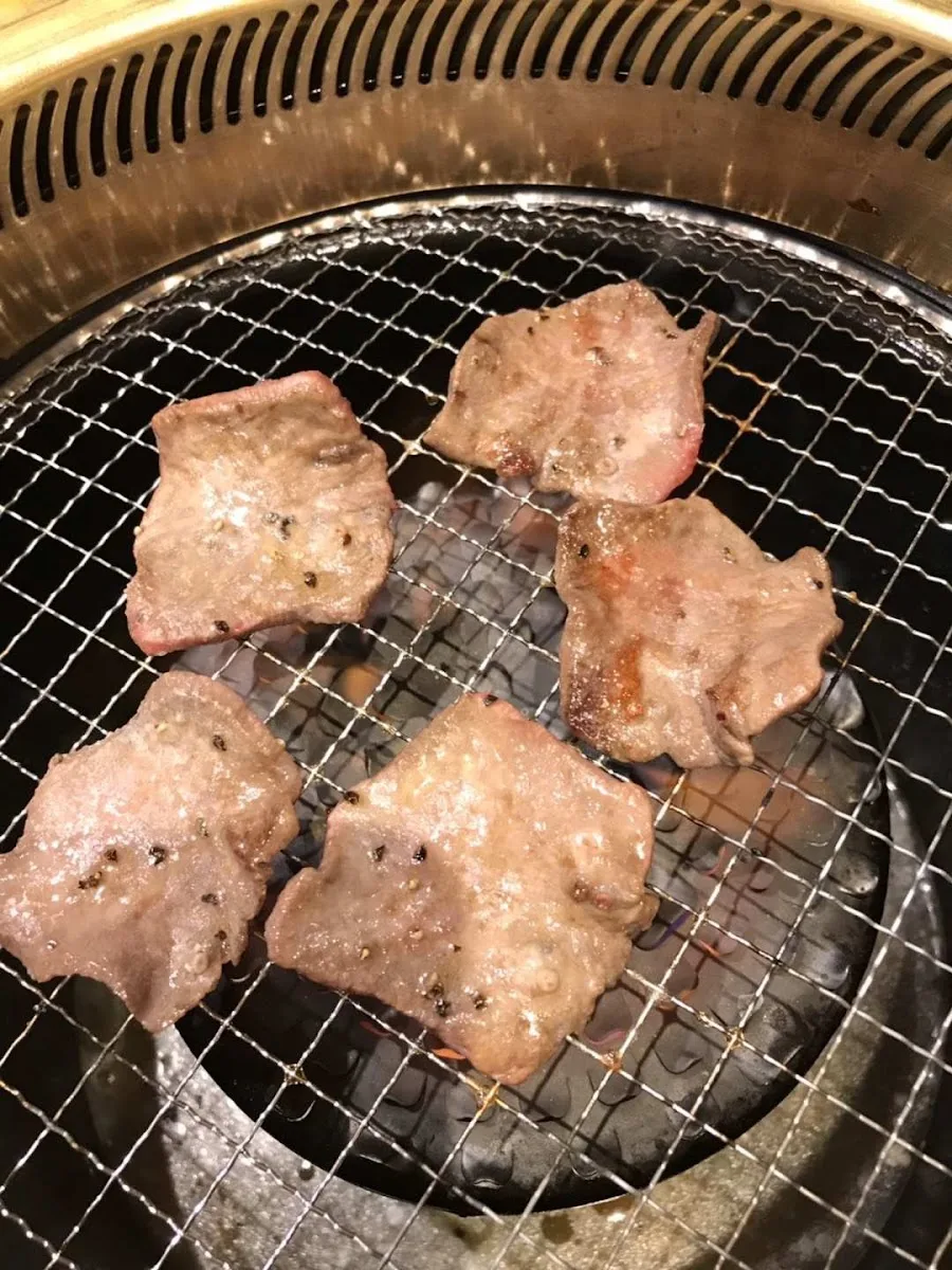 鶴橋焼肉 金太郎 · 10